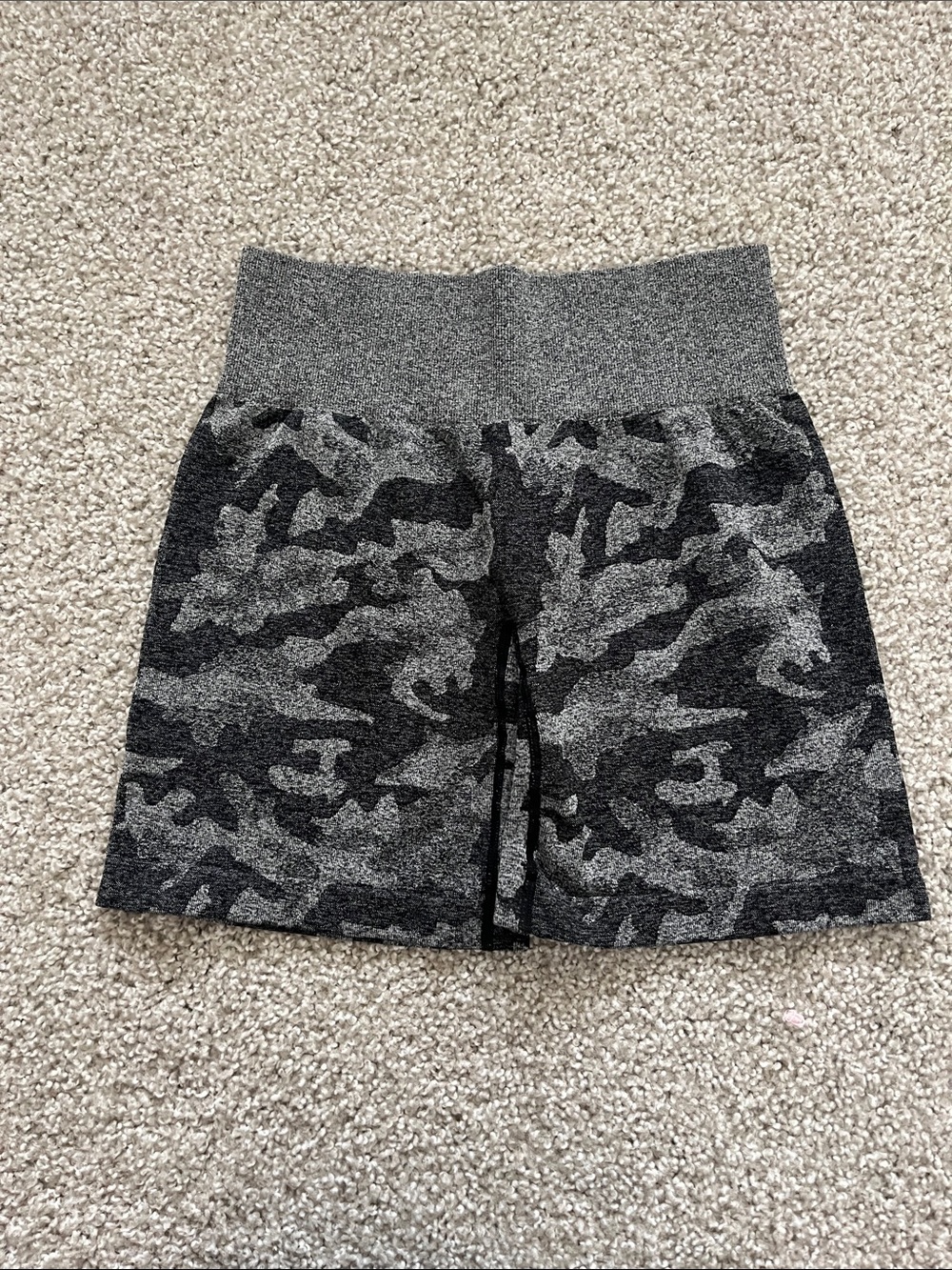NVGTN Black Camo Seamless Shorts Size Medium